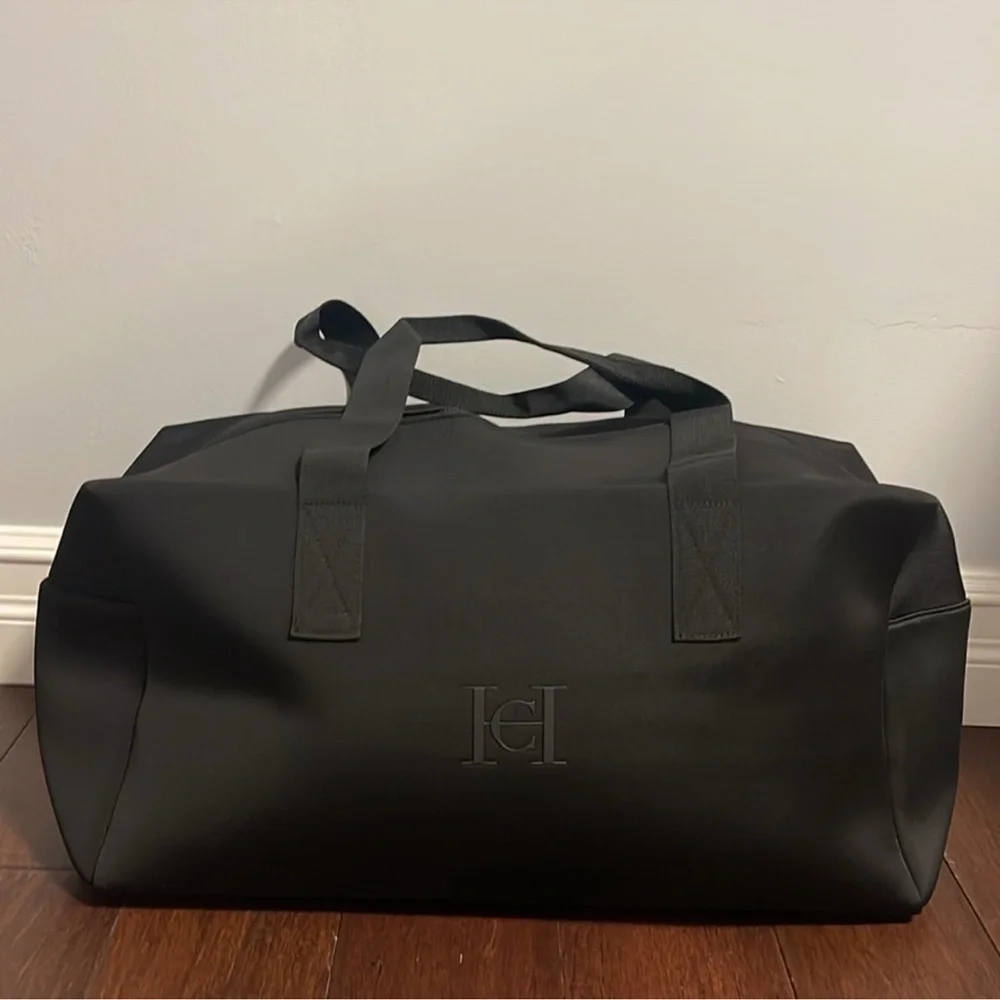 Carolina Herrera Bad Boy weekend Bag  And Fragrance Set